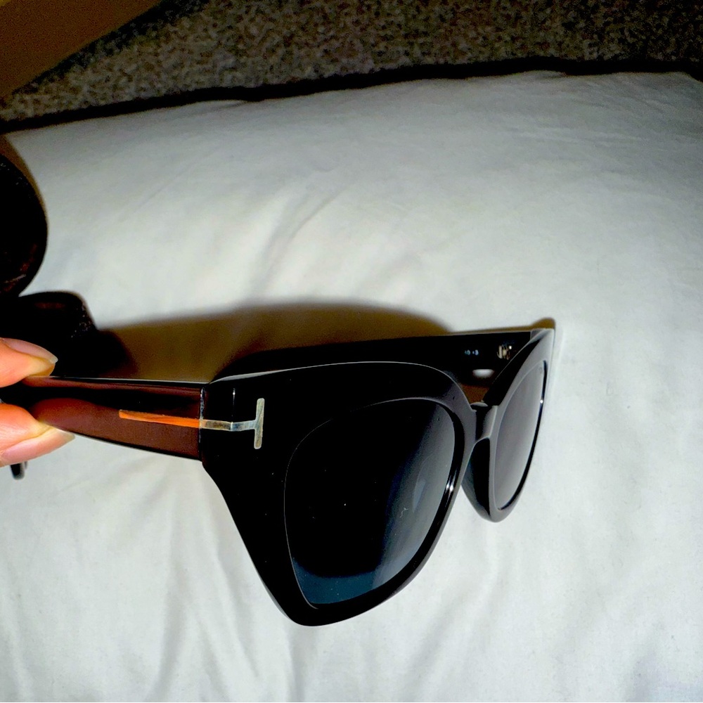 TOM FORD Sunglasses FT1031 JULIETTE  Black Woman
